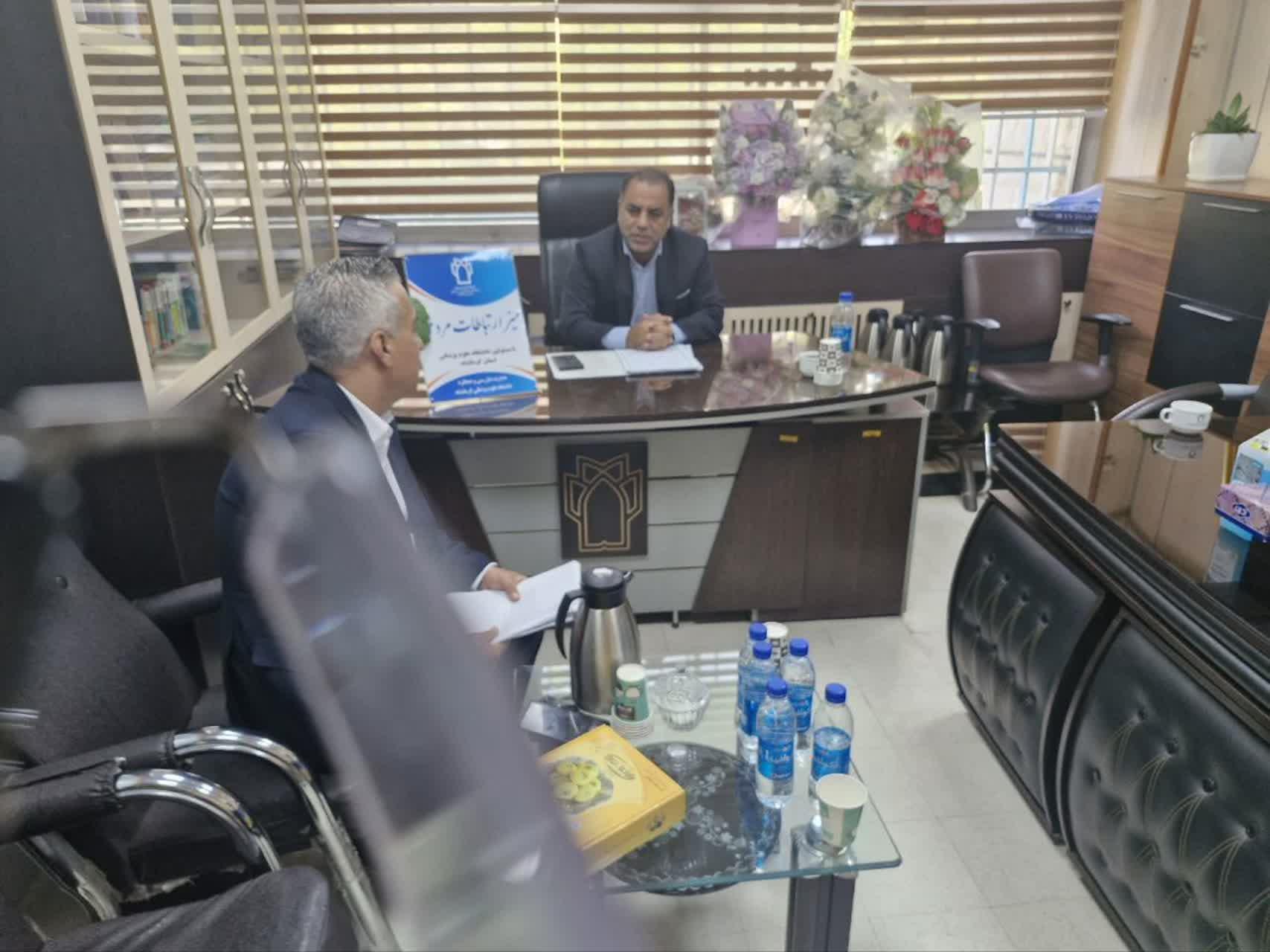 میزخدمت 4